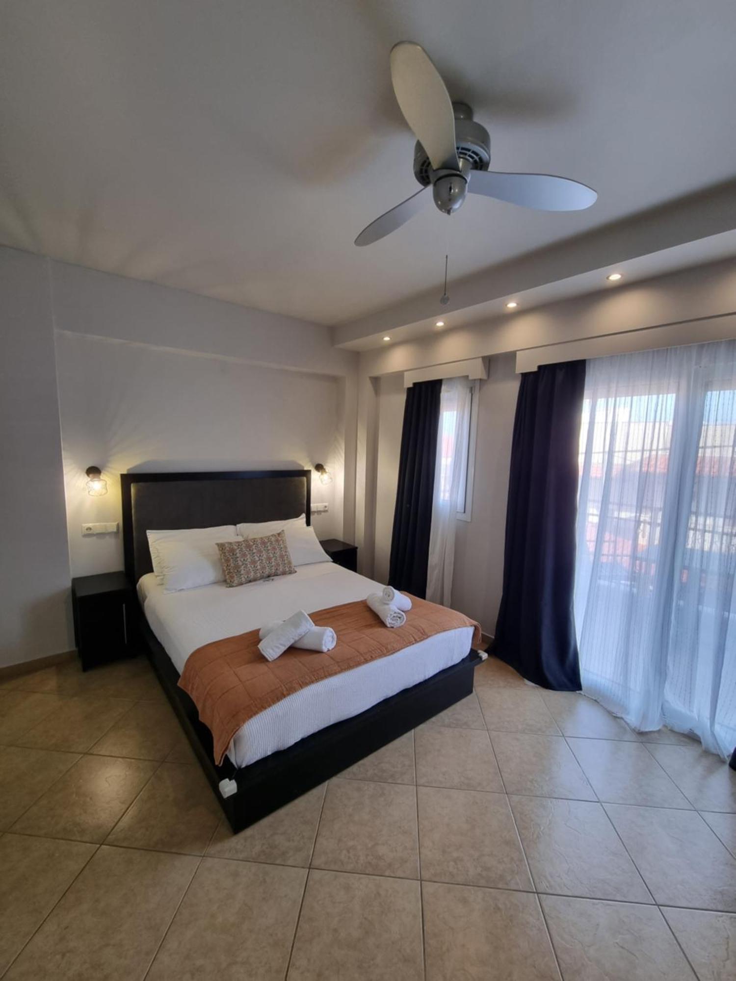 Greenhill Holiday Suites Sarti Exterior photo
